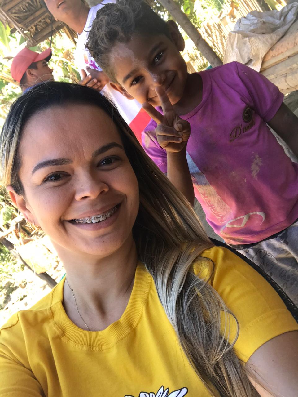 CRISTIANE DO AGAMENON VISITA O POVOADO ROCINHA I