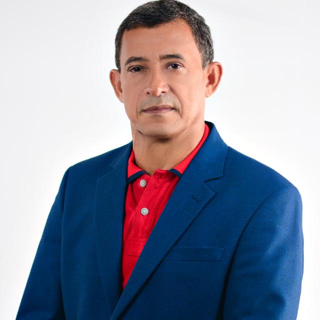 BLOG PARABENIZA DR. ENOC LOPES PELO SEU ANIVERSÁRIO