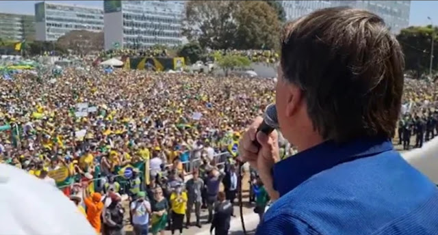 Bolsonaro ameaça dar golpe: STF "pode sofrer aquilo que não queremos