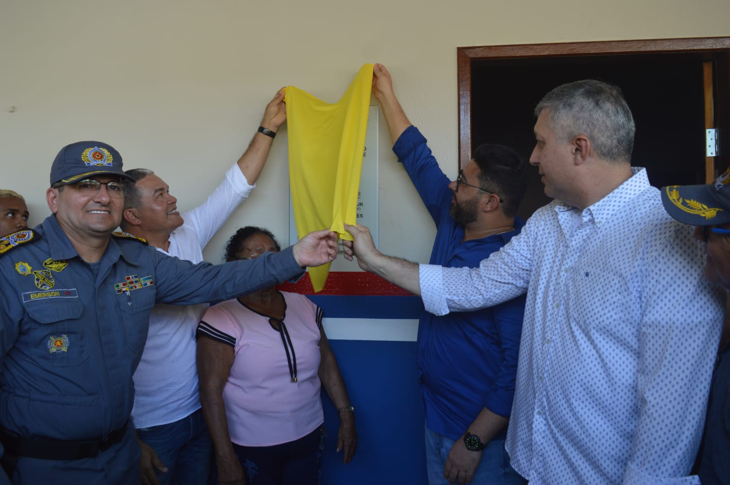 PREFEITURA DE PERITORÓ E GOVERNO DO ESTADO INAUGURAM POSTO POLICIAL NO BAIRRO DE LIVRAMENTO